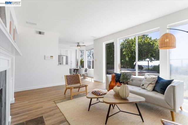 Image 13 of 60 For 7900 Pineville Cir