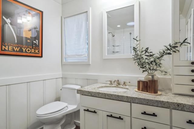 176 Los Trancos Circle, Portola Valley CA: https://media.crmls.org/mediaz/b9215585-94aa-49ca-ae49-7cde7017fe14.jpg