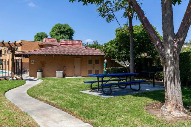 Image 43 of 58 For 6955 Alvarado Rd.  77