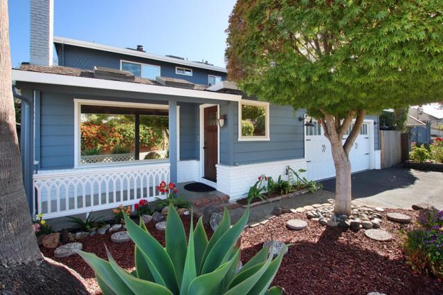 217 Valencia Avenue, Aptos CA: https://media.crmls.org/mediaz/b921c7ee-5a04-49c3-a64c-92e69b2a39d6.jpg