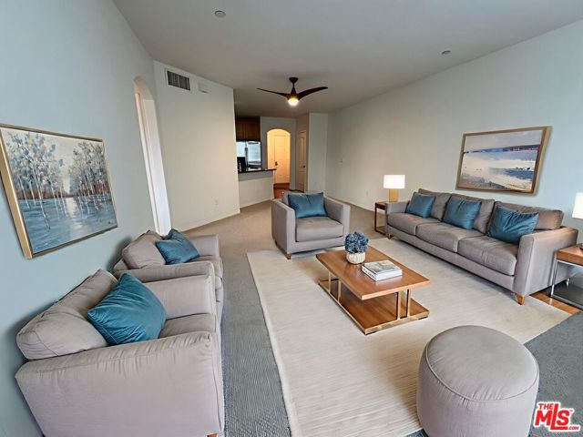 2750 Artesia Boulevard, Redondo Beach CA: https://media.crmls.org/mediaz/b92205a1-ed9b-4ed9-b769-0a32f6c5f3af.jpg