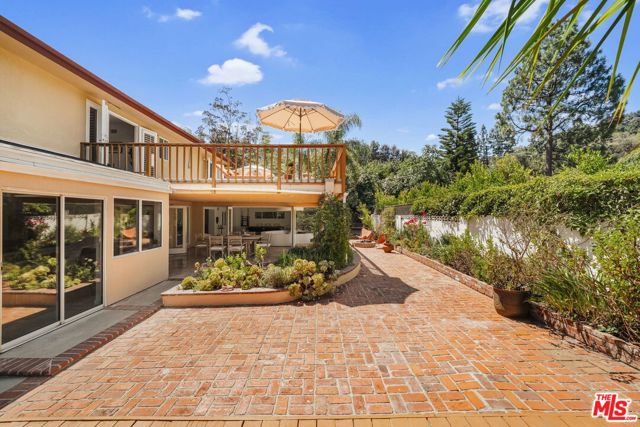 4 Bed Home for Sale in Los Angeles, California