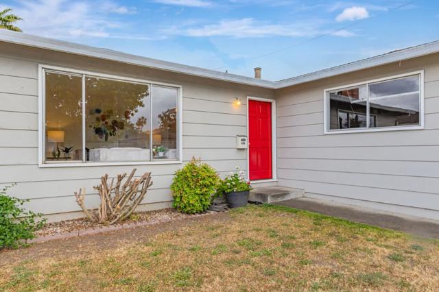 832 Mary Court, Campbell CA: https://media.crmls.org/mediaz/b9232028-788b-4dc1-9634-7e1e8ad894be.jpg