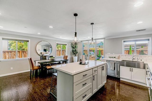5562 Starcrest Drive, San Jose CA: https://media.crmls.org/mediaz/b924879f-053f-4844-a44e-7b283241e615.jpg