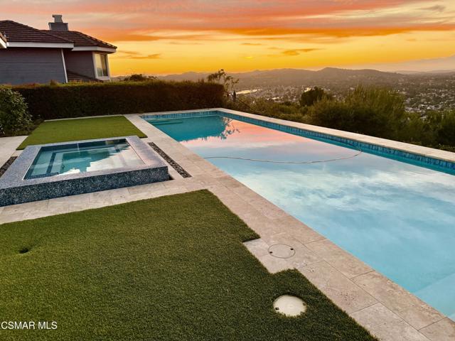 31445 Glenbridge Road, Westlake Village CA: https://media.crmls.org/mediaz/b9256ee2-7050-4ea6-a2e5-2f34816b7889.jpg