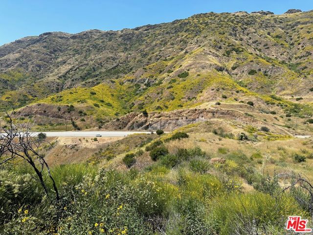 0 Kanan Road, Agoura CA: https://media.crmls.org/mediaz/b9257e4d-0b43-4421-94e6-6f26d3dfe809.jpg