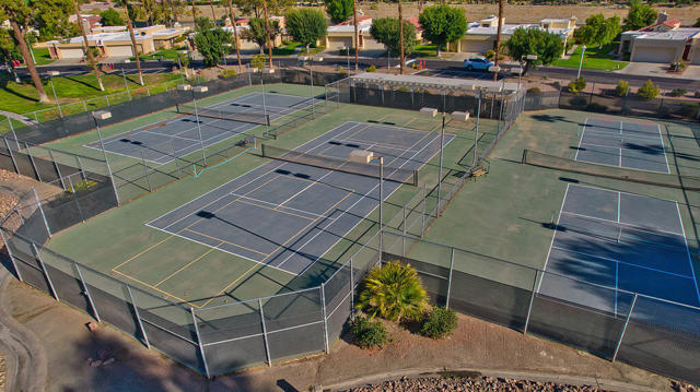 41531 Colada Court, Palm Desert CA: https://media.crmls.org/mediaz/b926a2c6-e176-435a-b53b-39601dd48125.jpg