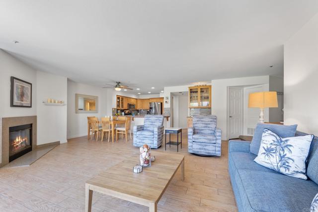 Detail Gallery Image 5 of 31 For 400 N Pacific Street #110,  Oceanside,  CA 92054 - 2 Beds | 2 Baths