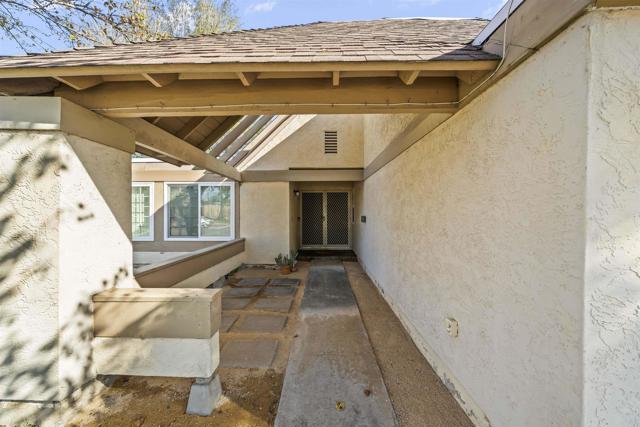 Detail Gallery Image 5 of 45 For 1669 Palomar Dr, San Marcos,  CA 92069 - 4 Beds | 2 Baths