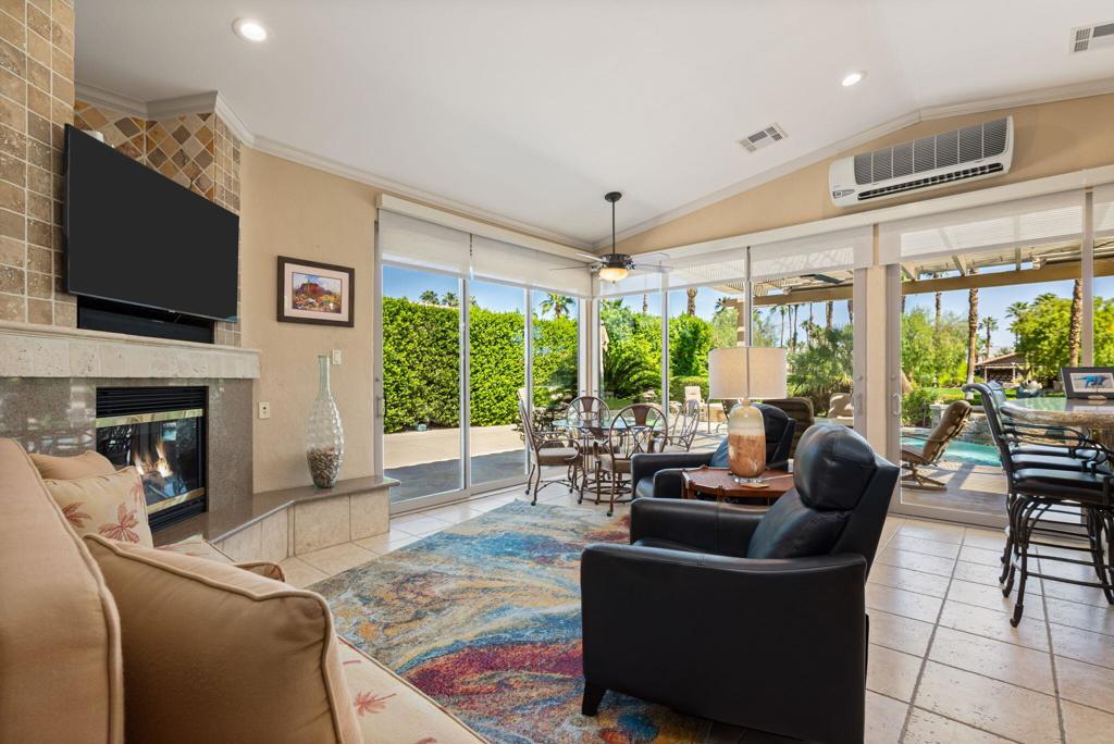 MLS #219138414DA image #16