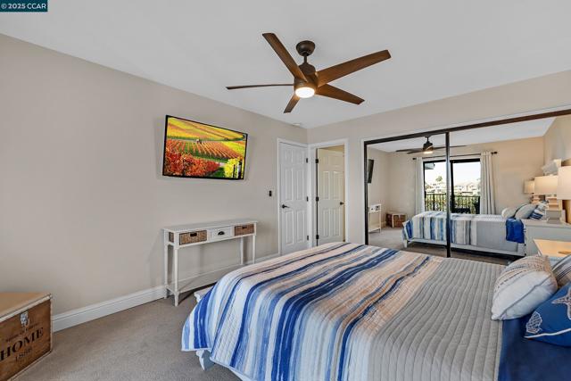 5727 Cutter Loop, Discovery Bay CA: https://media.crmls.org/mediaz/b9280509-3e72-466d-accc-457d89ce2e20.jpg