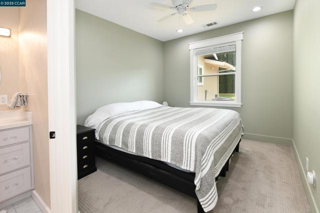 2200 Tice Valley Blvd, Walnut Creek CA: https://media.crmls.org/mediaz/b9283d0a-fc15-40da-bb5d-73c6565469f8.jpg