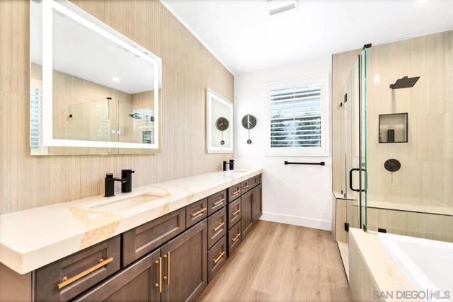 Image 23 of 54 For 7972 Lusardi Creek Ln