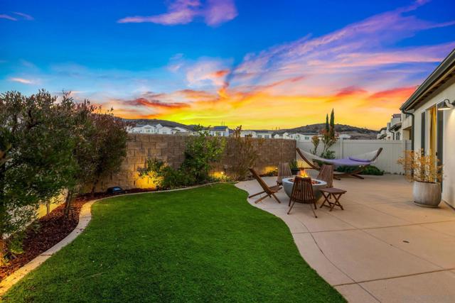 Image 42 of 70 For 8988 Trailridge Ave