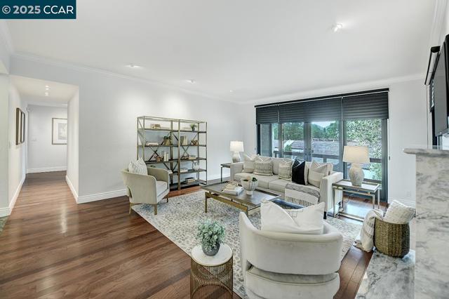 3244 Terra Granada Dr, Walnut Creek CA: https://media.crmls.org/mediaz/b92b5c25-11b8-4c74-9274-688f9ea6e16b.jpg
