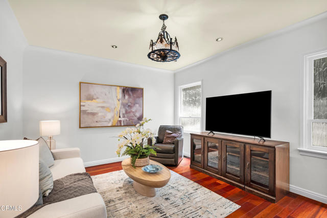 600 Woodland Drive, Sierra Madre CA: https://media.crmls.org/mediaz/b92b6a32-0287-411e-91b9-1f5e99970ec9.jpg