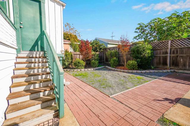 1781 B St, Hayward CA: https://media.crmls.org/mediaz/b92b795c-2ada-4a75-b743-c69a02dd6895.jpg