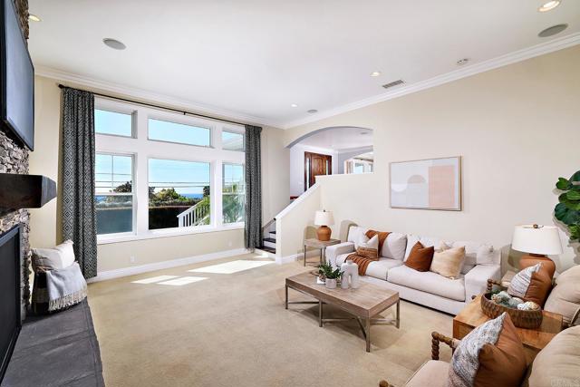 Detail Gallery Image 26 of 42 For 3768 Skyline Rd, Carlsbad,  CA 92008 - 4 Beds | 2/1 Baths