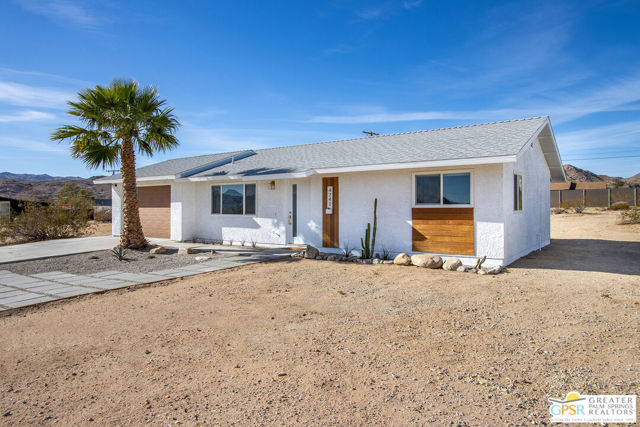4742 Avenida La Flora Desierta, Joshua Tree CA: https://media.crmls.org/mediaz/b92c31e7-cbdb-4275-890a-7f3f0b523d1b.jpg