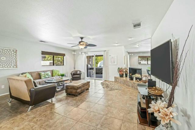 Image 3 of 31 For 29540 Avenida La Vista