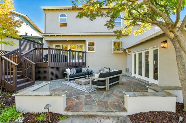 1531 Locust Street, San Mateo CA: https://media.crmls.org/mediaz/b92d8aac-d7d3-41e2-a108-6be8afa60d0d.jpg