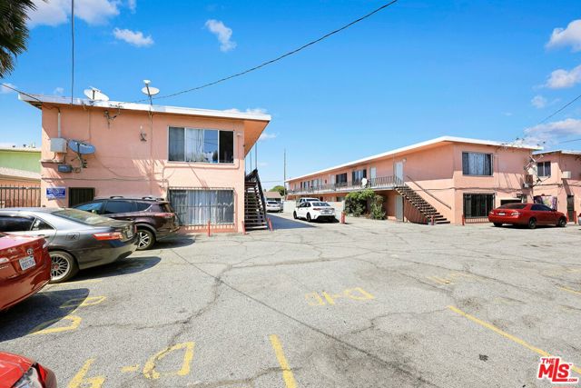 520 120th Street, Los Angeles, California 90044, ,Multi-Family,For Sale,120th,24430909