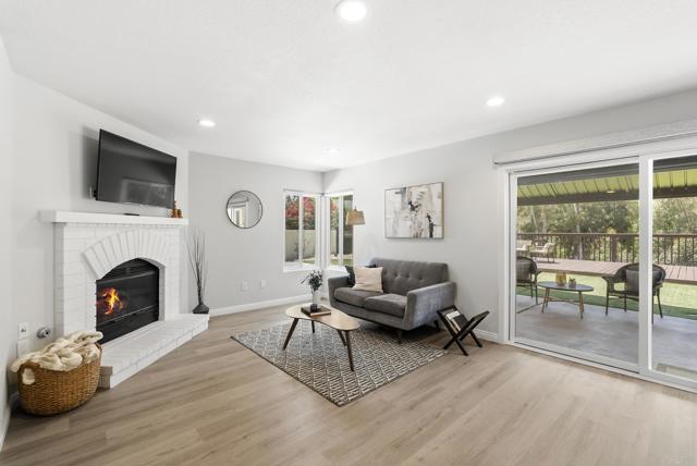 Detail Gallery Image 22 of 48 For 11673 Calle Simpson, El Cajon,  CA 92019 - 4 Beds | 2/1 Baths