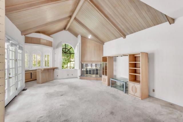 4443 Deer Field Way, Danville CA: https://media.crmls.org/mediaz/b92eda5d-bf2f-4a0b-bb3a-64e56b295784.jpg
