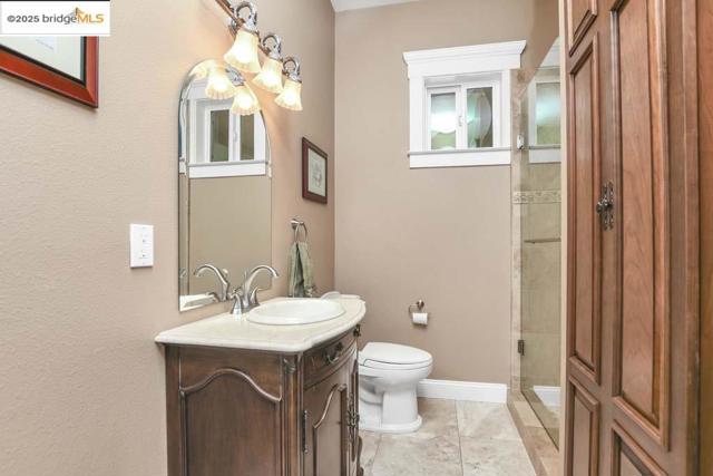 9050 Deer Valley Rd, Brentwood CA: https://media.crmls.org/mediaz/b9320213-adeb-4b02-beb1-efca6f7b5ad3.jpg