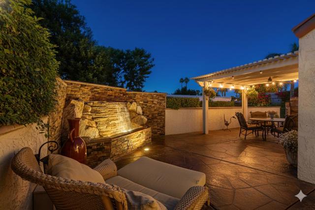 317 Forest Hills Drive, Rancho Mirage CA: https://media.crmls.org/mediaz/b932520f-de8b-450a-92a1-891abd06ca42.jpg