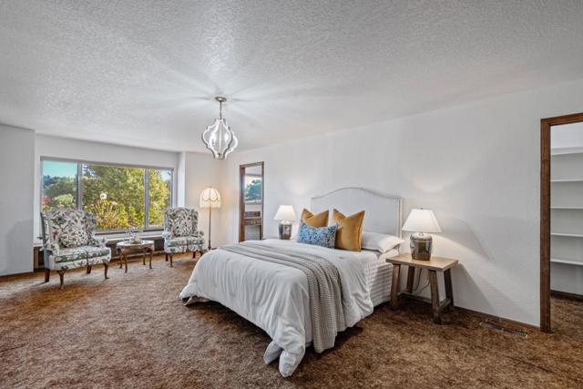 35 Rays Circle, Hollister CA: https://media.crmls.org/mediaz/b932ae54-7d59-4d6a-927d-1c11f94a6179.jpg