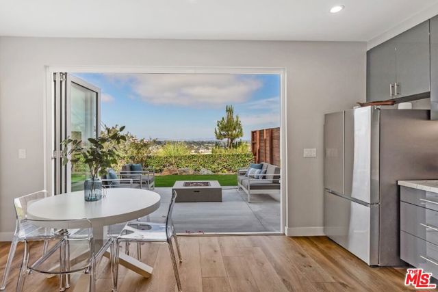 5830 Desert View Drive, La Jolla CA: https://media.crmls.org/mediaz/b932ce68-80ae-4715-a294-662b40fa261e.jpg