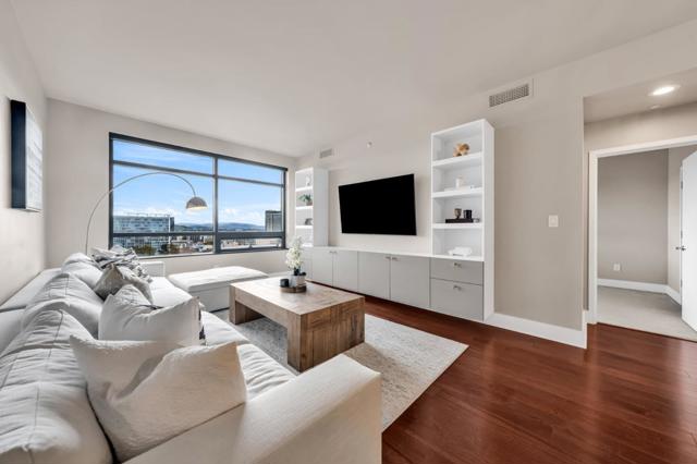 Image 3 of 70 For 88 San Fernando Street 1403
