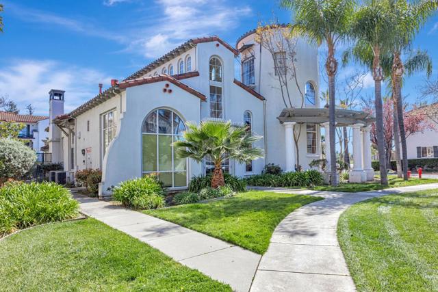 35511 Monterra Terrace, Union City CA: https://media.crmls.org/mediaz/b934b5ea-ae59-47e6-a93d-228864deeddb.jpg