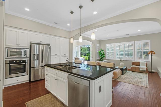 5434 Belarus St, Danville CA: https://media.crmls.org/mediaz/b9358638-8c48-4ac6-92f4-de1aaa32b79d.jpg