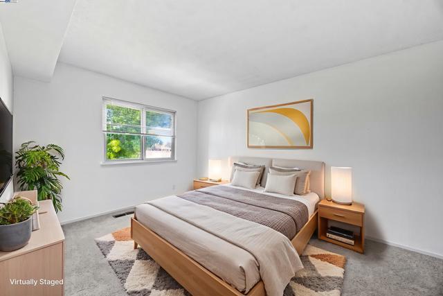 3315 Willis Lane, Alameda CA: https://media.crmls.org/mediaz/b935d2db-8e7b-4c84-99c6-45883da7d9d8.jpg