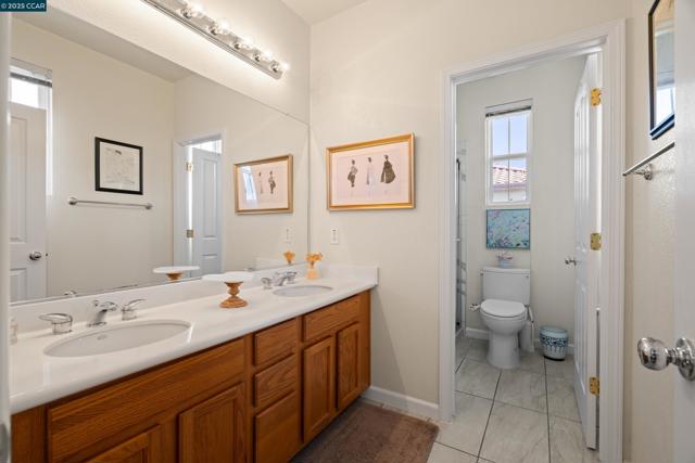 46 Matisse Ct, Pleasant Hill CA: https://media.crmls.org/mediaz/b93659c2-85bb-41c4-9710-84845307c625.jpg