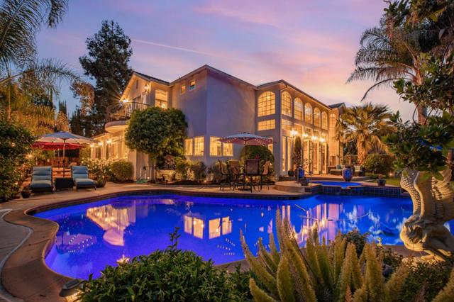 290 Bonnie Lane, Hollister CA: https://media.crmls.org/mediaz/b9368184-f329-4f28-ab21-a384cd9ad679.jpg
