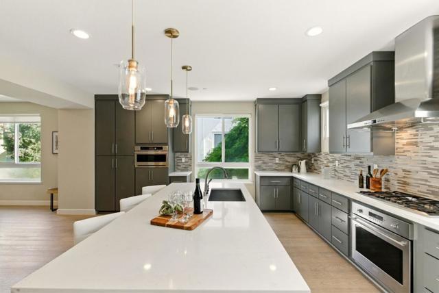 3069 Neves Road, San Mateo CA: https://media.crmls.org/mediaz/b936bd34-e40d-4773-8b31-06d4341c1f85.jpg