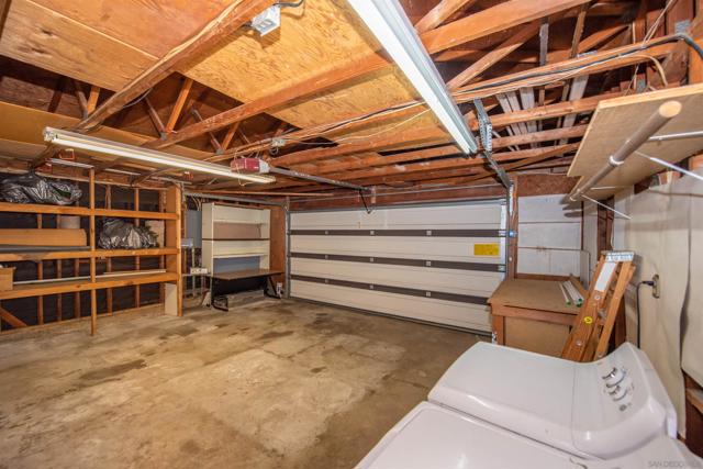 14728 Jeff Park Lane, Poway CA: https://media.crmls.org/mediaz/b936ccfe-3308-4626-b853-c394f642f986.jpg