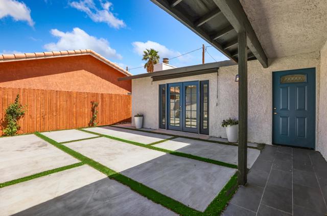 53110 Avenida Ramirez, La Quinta CA: https://media.crmls.org/mediaz/b9370a97-ffb6-4769-bc93-fd44d12114c8.jpg