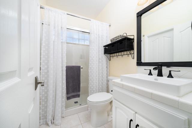 1185 Cedar Summit Drive, Ramona CA: https://media.crmls.org/mediaz/b939c806-24a1-4c88-9cf8-c3f06dc498b4.jpg