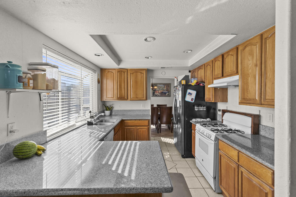 MLS #219138253DA image #3