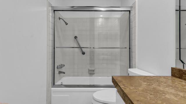 1000 Saint Thomas Circle, Palm Springs, CA 92264