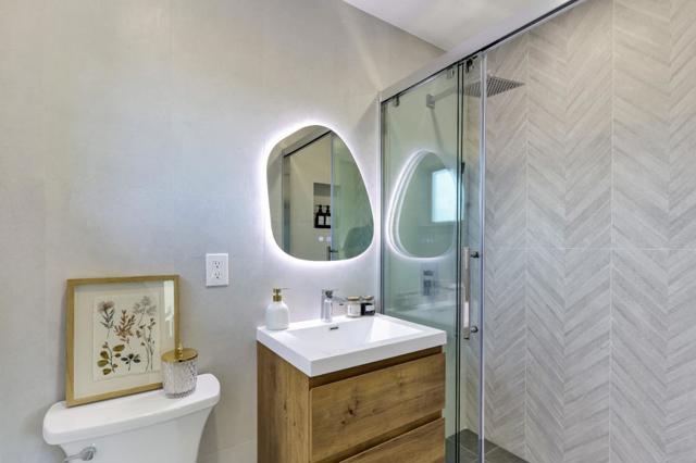42948 Applewood Street, Fremont CA: https://media.crmls.org/mediaz/b93e0a37-e71f-4b36-8e65-00cf589da5a1.jpg