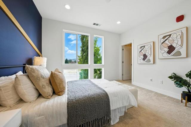 39193 State Street, Fremont CA: https://media.crmls.org/mediaz/b93f2cbb-b815-4dc3-ad0e-cdc0a79ff114.jpg
