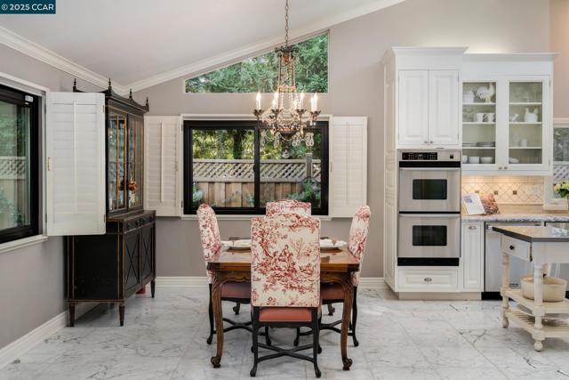 131 Shoshone Court, Danville CA: https://media.crmls.org/mediaz/b93ffed5-5e6b-4562-a2b4-ed9a571d6704.jpg