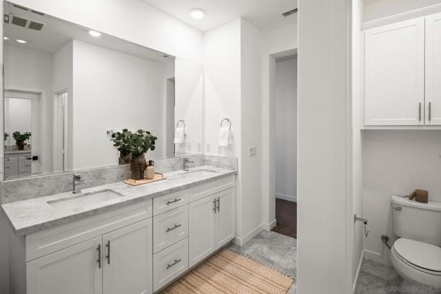 2779 VIA ALTA PL, San Diego CA: https://media.crmls.org/mediaz/b9407124-31a0-4472-a2f2-6ff3d42ecf6a.jpg