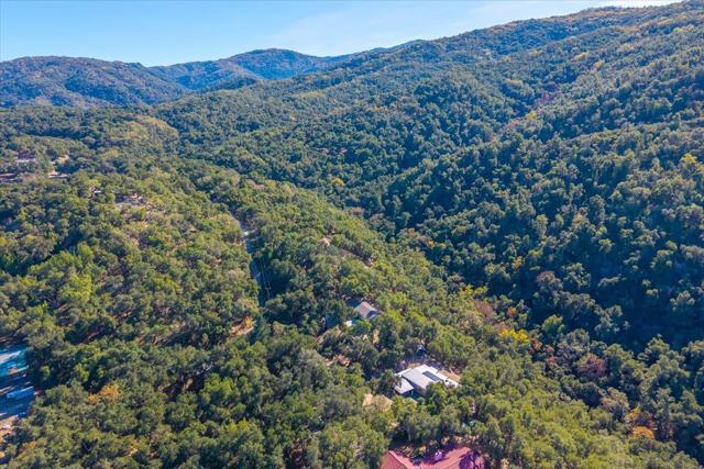 21444 Parrott Ranch Road, Carmel Valley CA: https://media.crmls.org/mediaz/b940d24b-de31-4639-a7e3-e04ab33d7f2e.jpg