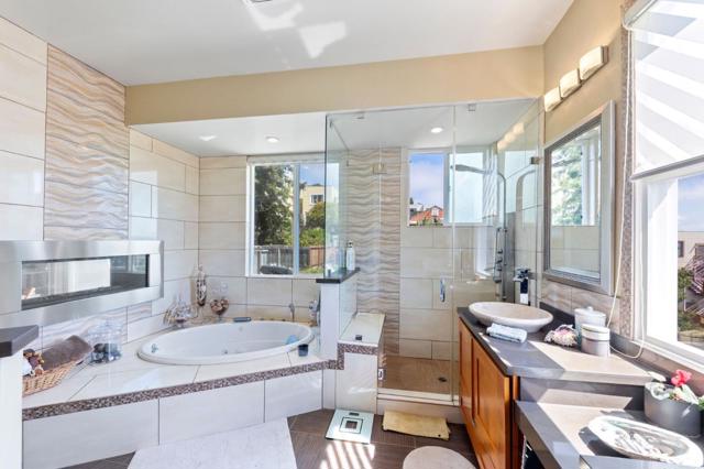 440442 29th Street, San Francisco CA: https://media.crmls.org/mediaz/b94107d5-b046-4460-a3ca-f6619d2f0b39.jpg